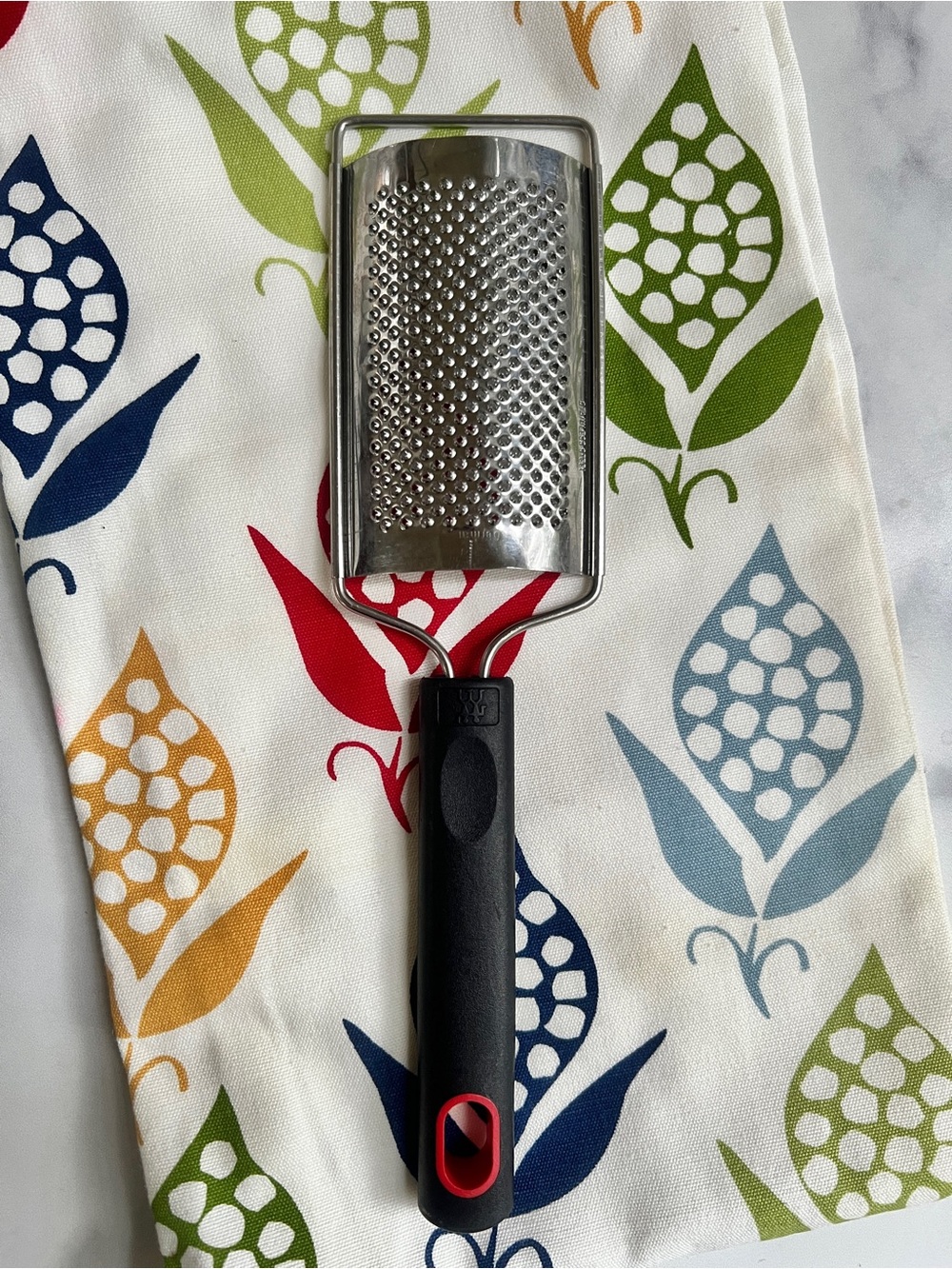 Zwilling J. A. Henckels Microedge Stainless Steel Curved Fine Grater, Black